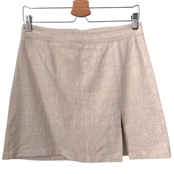 Lioness Beige Mini Skirt in Size Medium 70% Linen, 30% Cotton - Picture 2 of 6